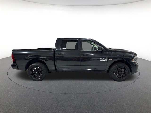 2015 Ram 1500 Sport photo 2