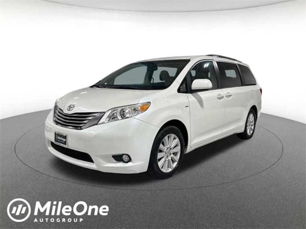 Used 2017 Toyota Sienna XLE Passenger Van