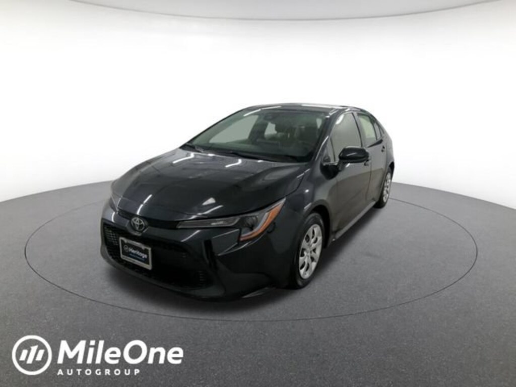 Used 2021 Toyota Corolla LE Sedan