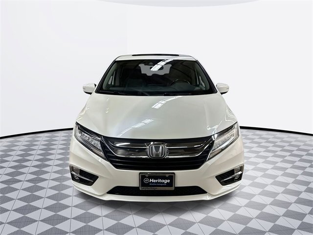 2018 Honda Odyssey Elite photo 2