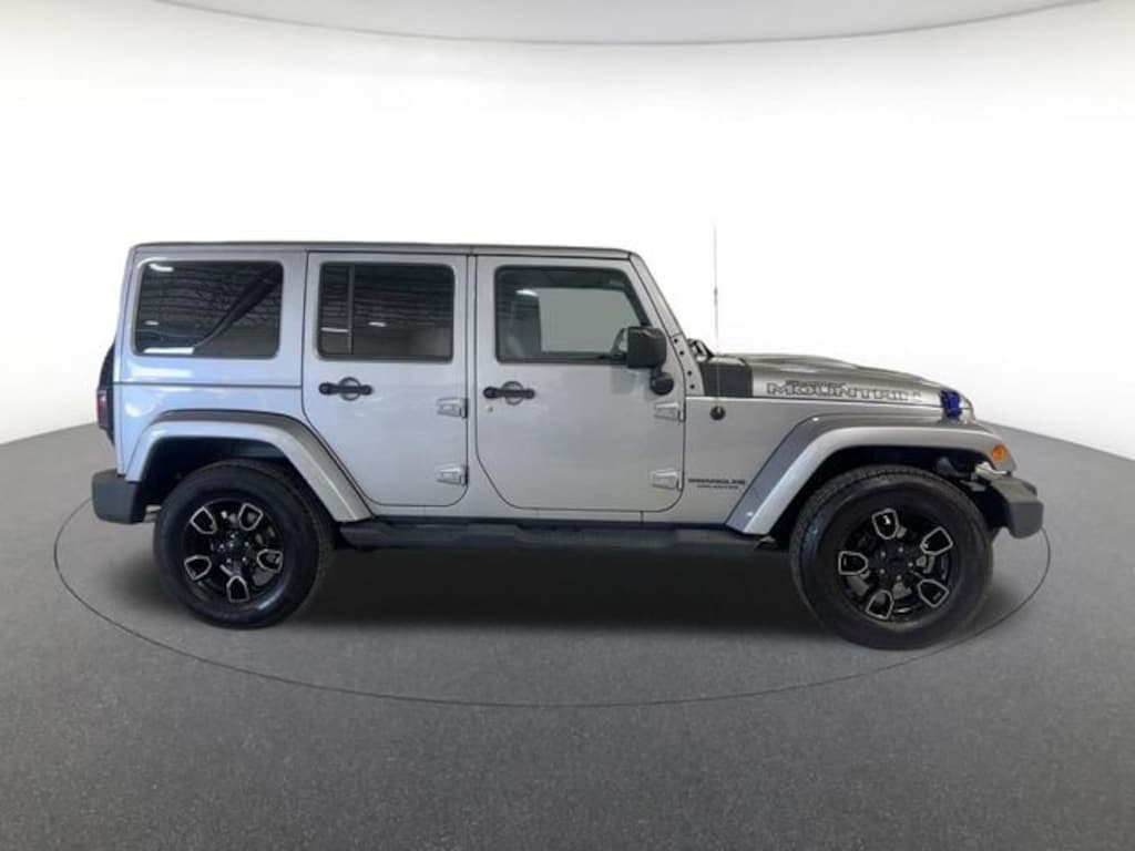 Used 2017 Jeep Wrangler Unlimited Sahara Sport Utility