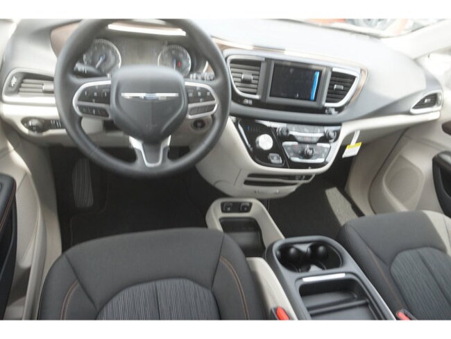 New 2019 Chrysler Pacifica Touring Plus In Knoxville Tn