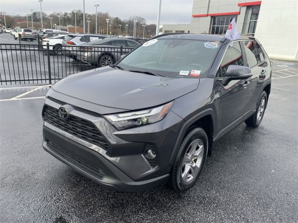 Used 2024 Toyota RAV4 XLE Sport Utility