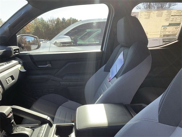 2025 Toyota Tacoma TRD Sport - Photo 22
