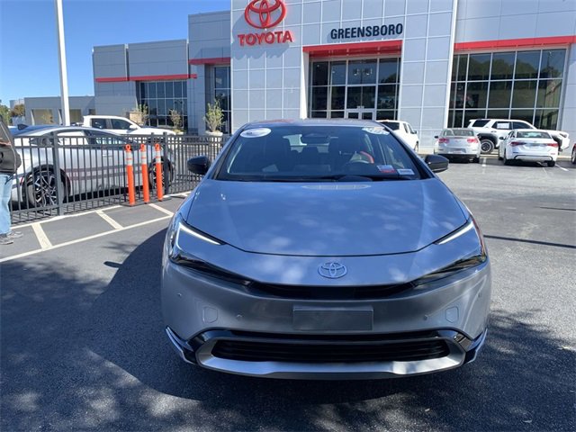 2025 Toyota Prius Plug-in Hybrid photo 3