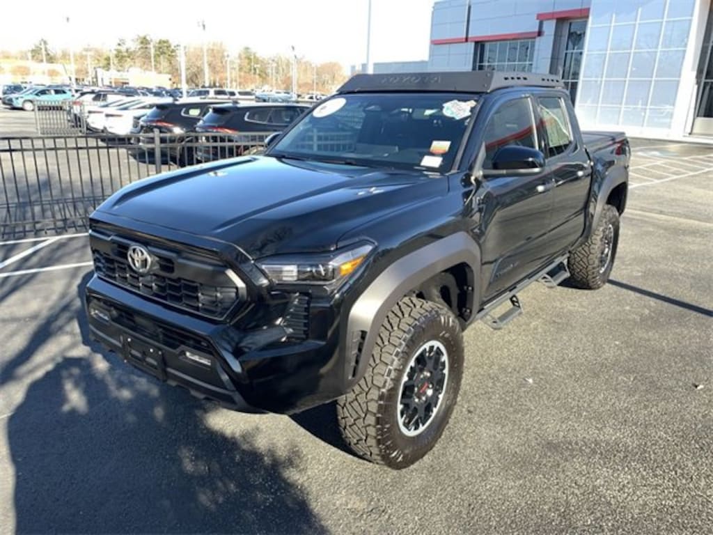 Used 2025 Toyota Tacoma Truck