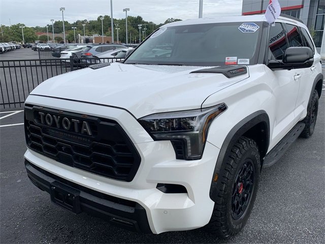 2023 Toyota Sequoia TRD Pro photo 4