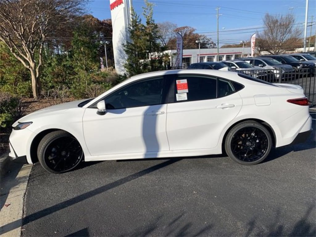 New 2026 Toyota Camry SE SE