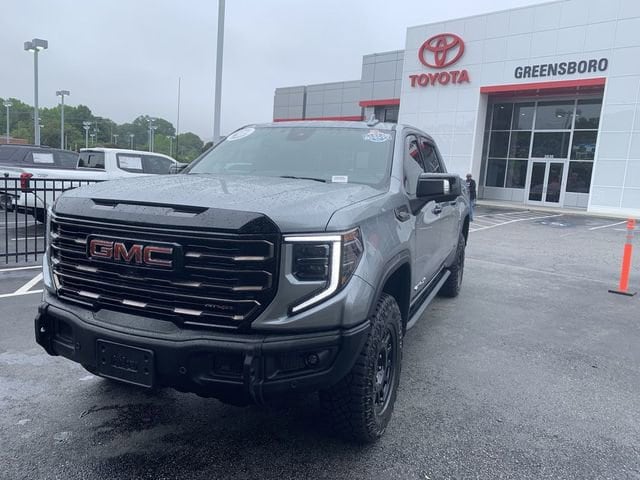 2023 GMC Sierra 4WD Crew Cab Short Box AT4X's photo