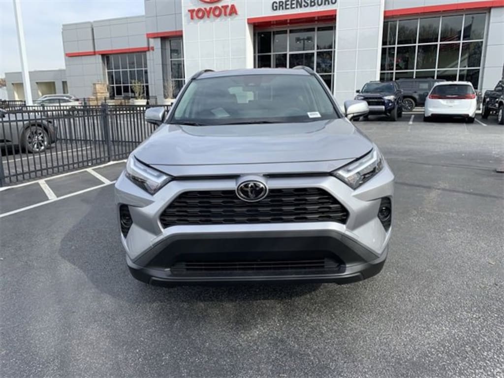 New 2025 Toyota RAV4 Hybrid XLE XLE AWD SUV