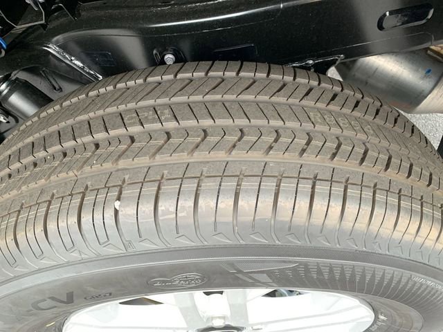 2026 Toyota Tundra SR5 - Photo 36
