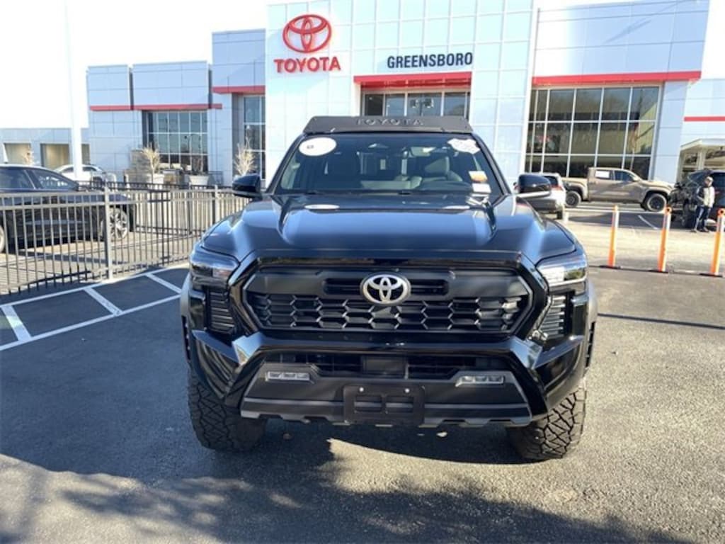 Used 2025 Toyota Tacoma Truck