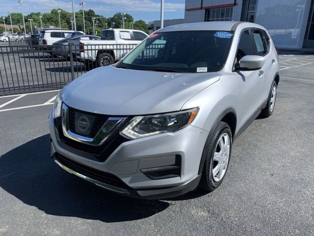 Used 2017 Nissan Rogue S Sport Utility