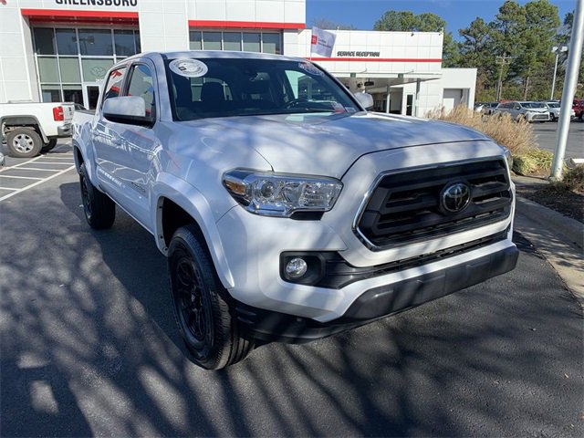 2022 Toyota Tacoma SR5 V6 photo 2
