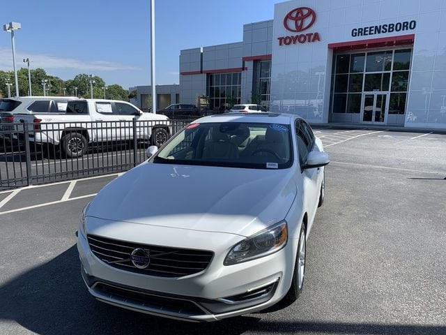 2015 Volvo S60 T5 Drive-E FWD Premier's photo