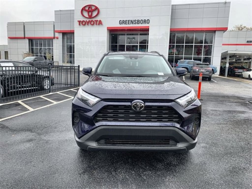 New 2025 Toyota RAV4 XLE XLE FWD SUV