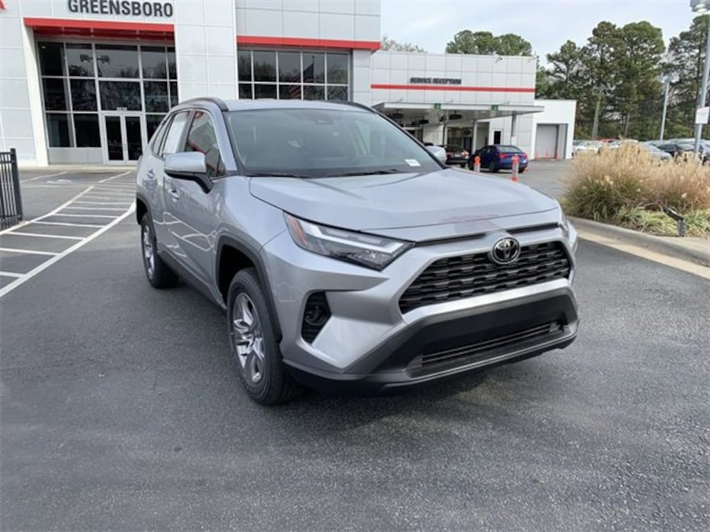 New 2025 Toyota RAV4 Hybrid XLE XLE AWD SUV