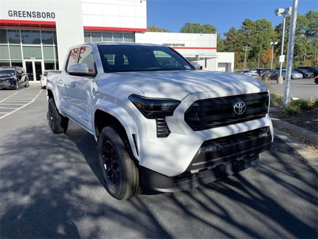 New 2025 Toyota Tacoma SR5 4X2 DOUBLE CAB