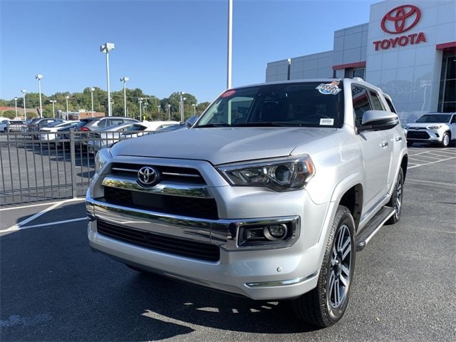 2022 Toyota 4Runner Limited's photo