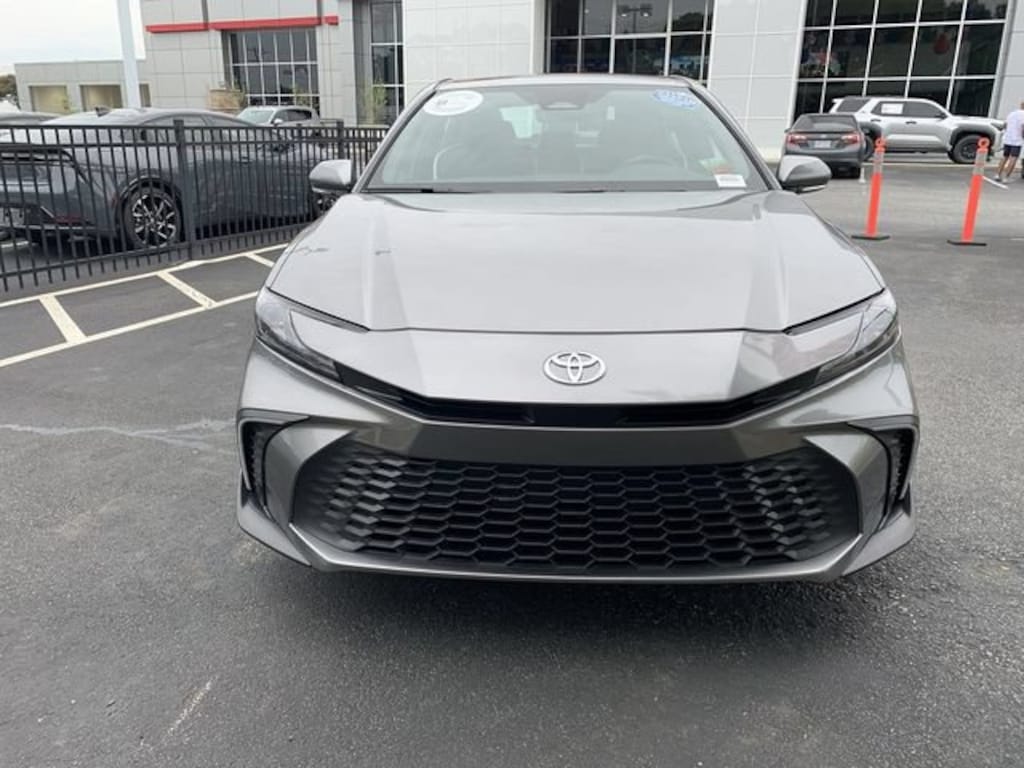 Certified 2025 Toyota Camry SE Sedan