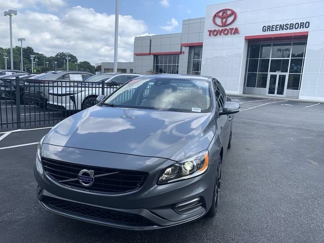 2018 Volvo S60 T5 Dynamic's photo