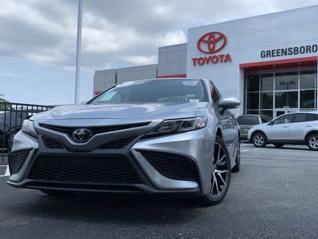 Used 2024 Toyota Camry SE Sedan