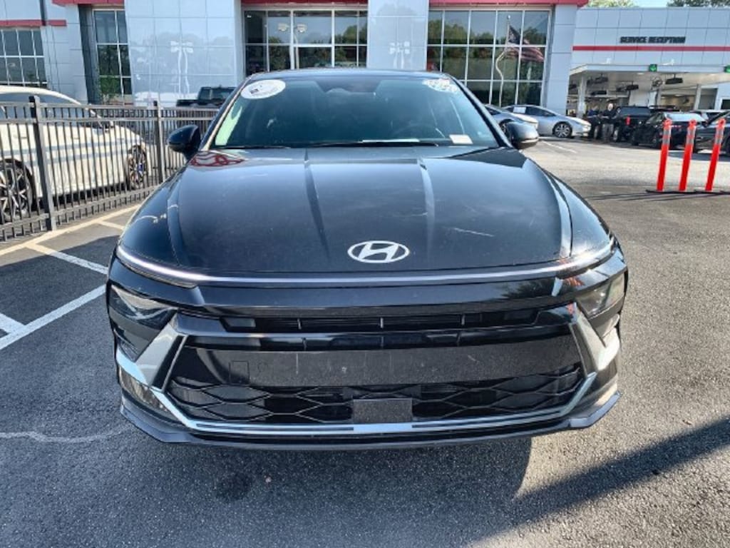 Used 2025 Hyundai Sonata SE Sedan
