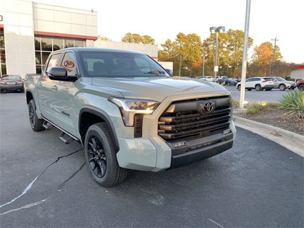 New 2026 Toyota Tundra SR5 SR5 CREWMAX 5.5