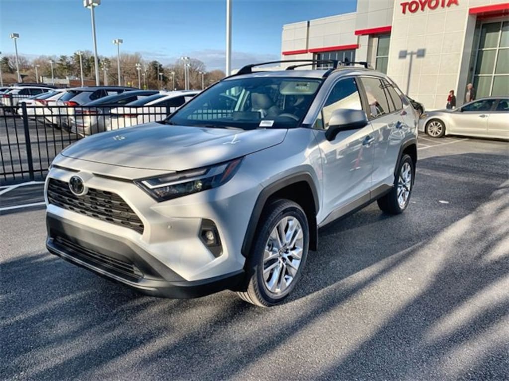 New 2025 Toyota RAV4 XLE Premium XLE PREM FWD SUV