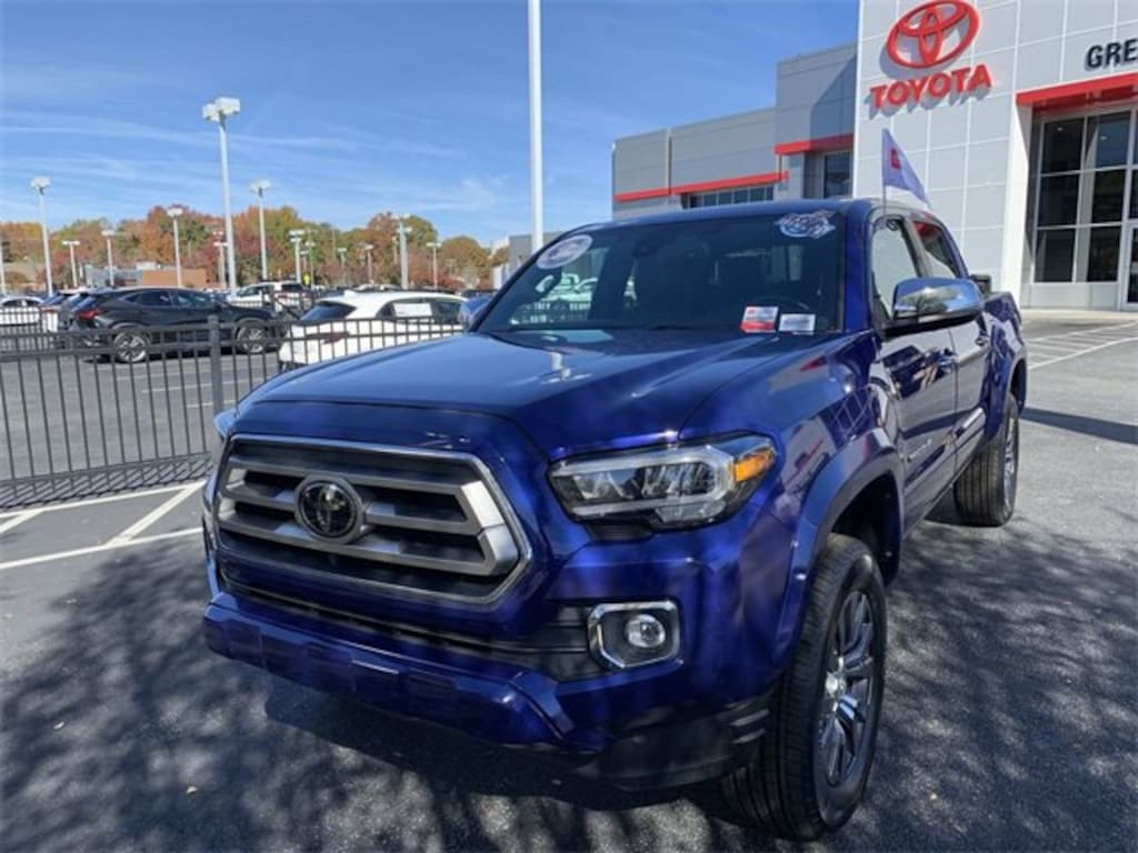 Used 2022 Toyota Tacoma Limited V6 Truck