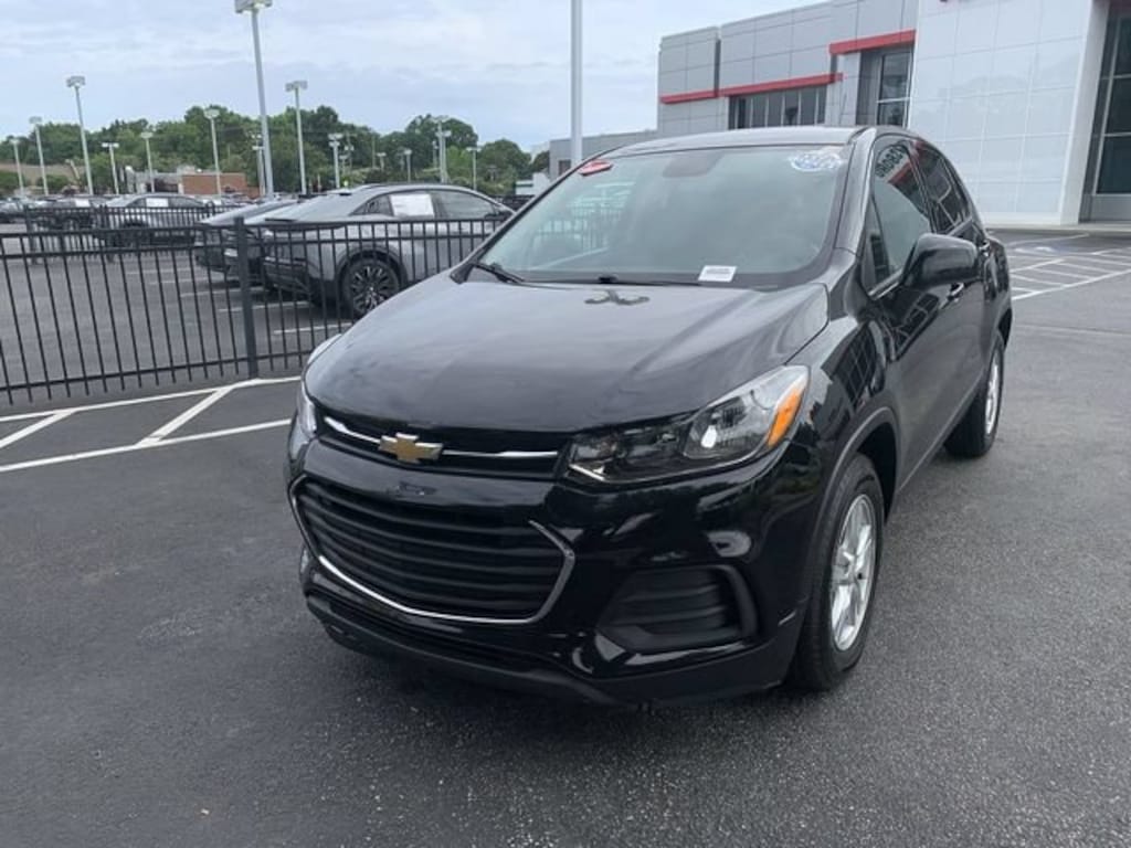 Used 2020 Chevrolet Trax LS Sport Utility