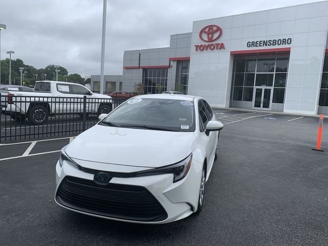 2024 Toyota Corolla LE Hybrid CVT's photo