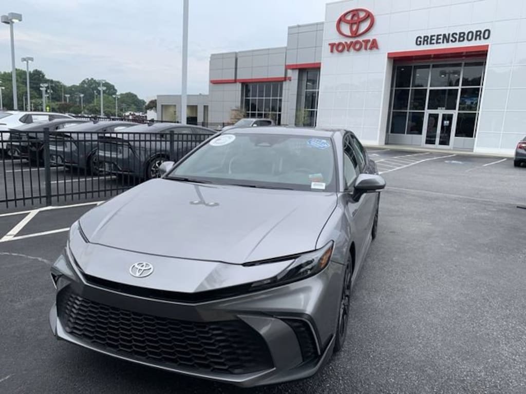 Certified 2025 Toyota Camry SE Sedan