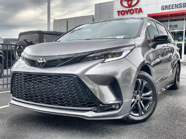 2026 Toyota Sienna XSE
