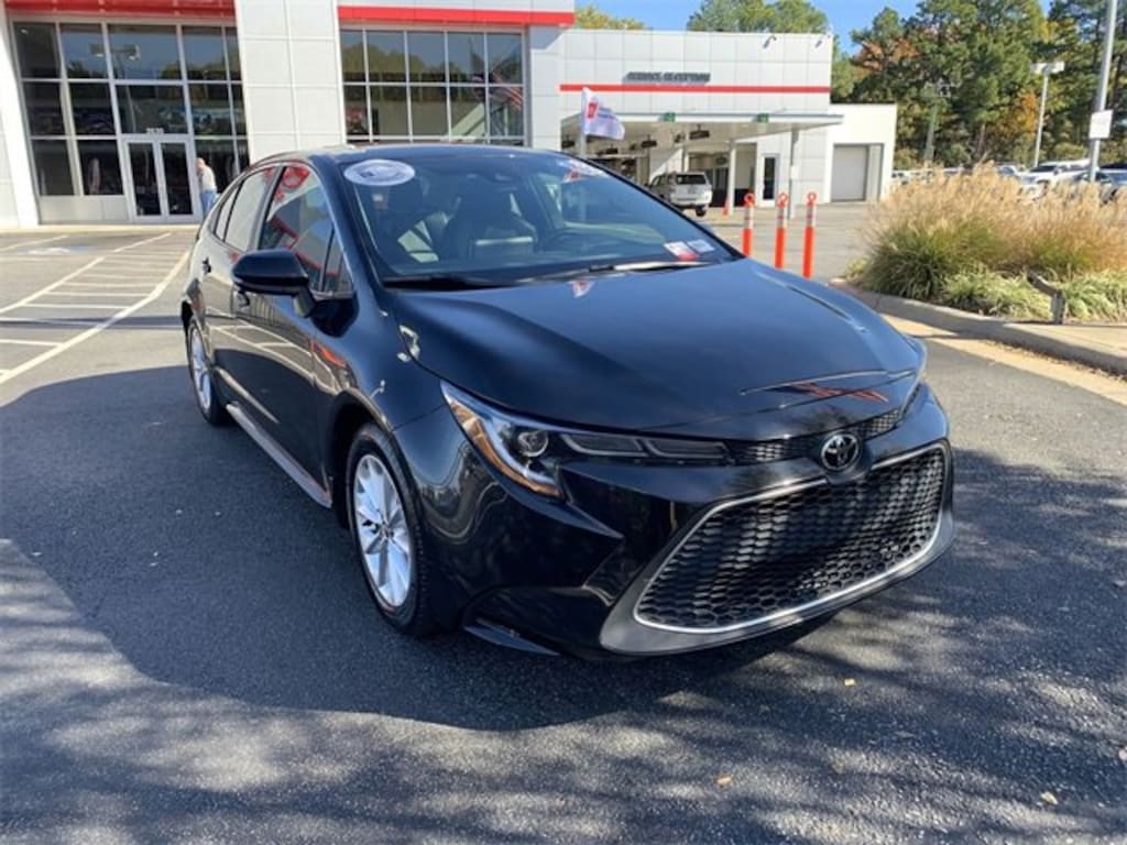 Used 2022 Toyota Corolla XLE Sedan