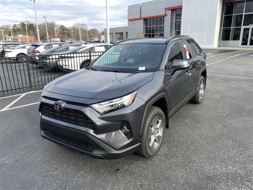 New 2025 Toyota RAV4 XLE XLE FWD SUV
