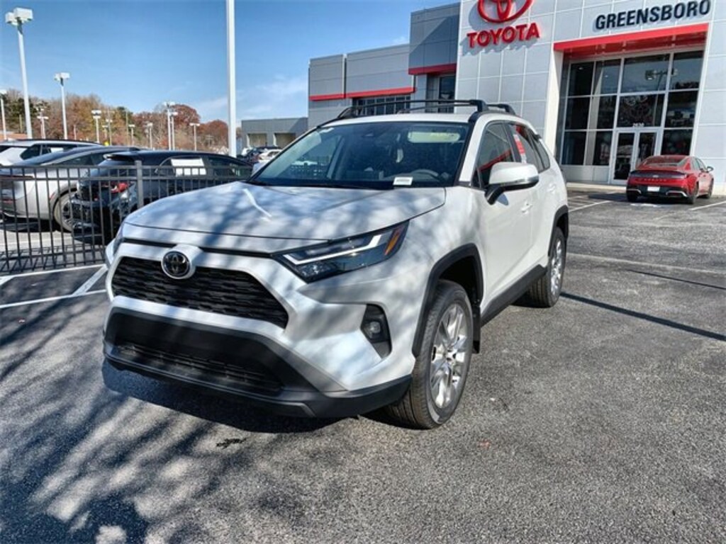 New 2025 Toyota RAV4 XLE Premium XLE PREM FWD SUV
