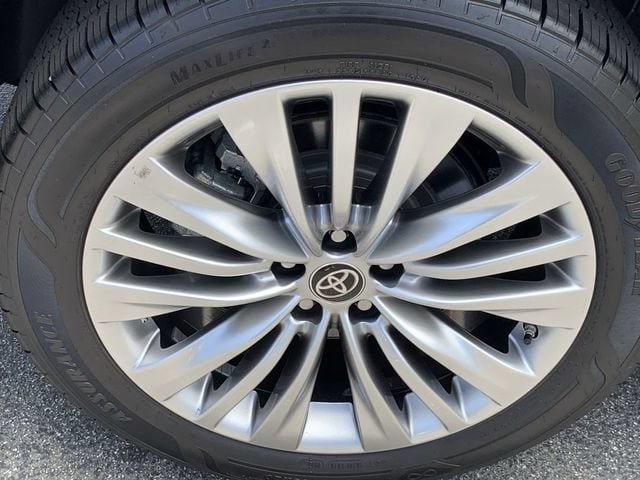 2025 Toyota Highlander Platinum - Photo 36