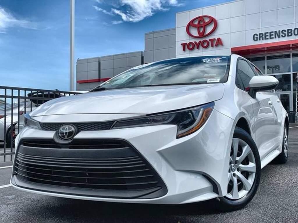 Used 2024 Toyota Corolla LE Sedan