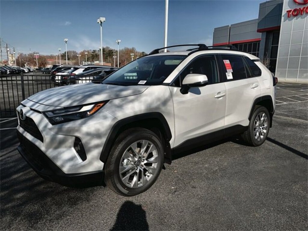 New 2025 Toyota RAV4 XLE Premium XLE PREM FWD SUV