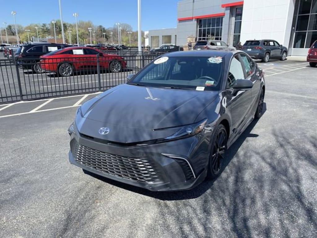 Certified 2025 Toyota Camry SE Sedan