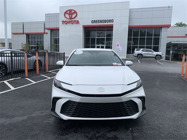 2025 Toyota Camry SE photo 2