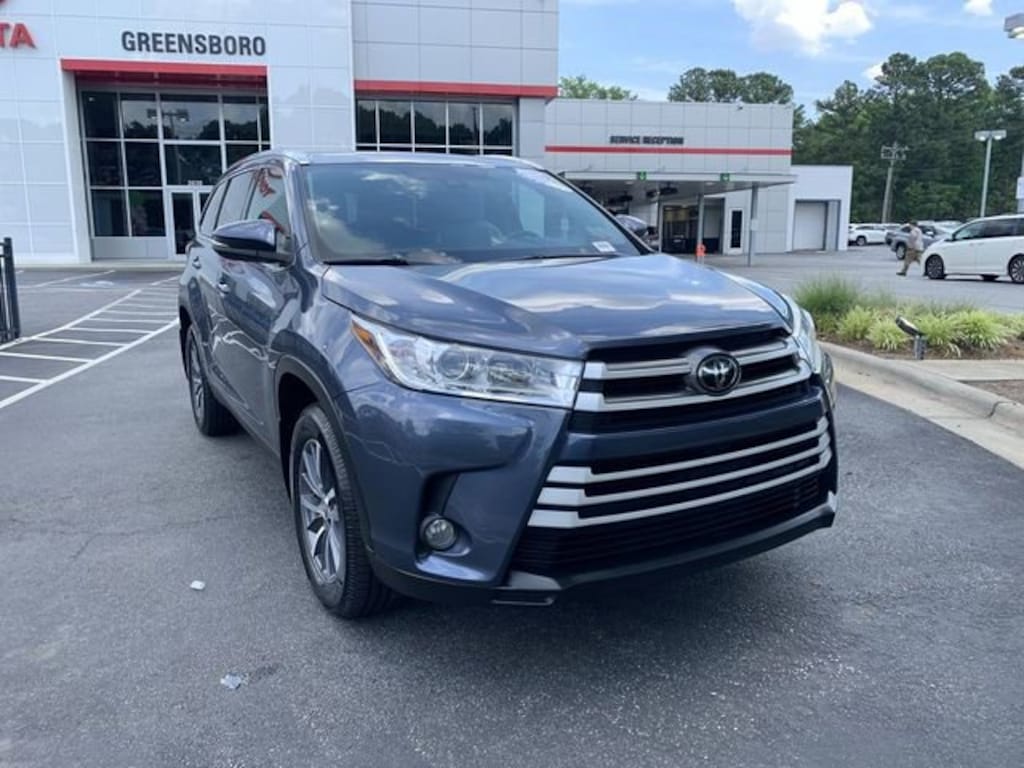 Used 2019 Toyota Highlander XLE V6 Sport Utility