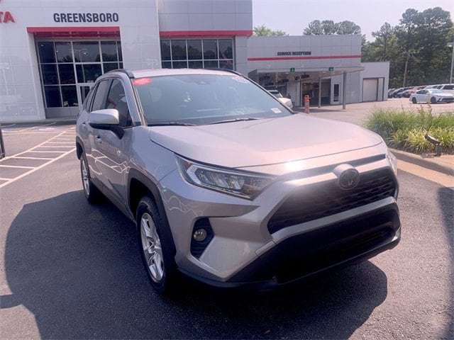 Used 2021 Toyota RAV4 XLE with VIN JTMW1RFV4MD061350 for sale in Greensboro, NC