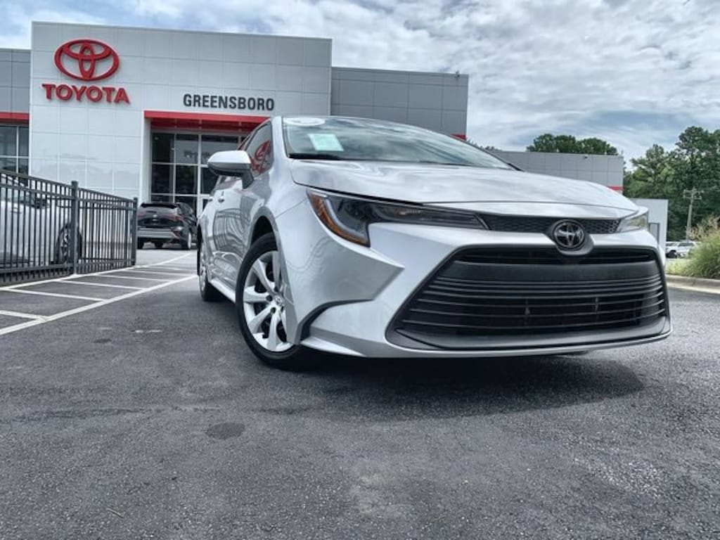 Used 2025 Toyota Corolla LE Sedan