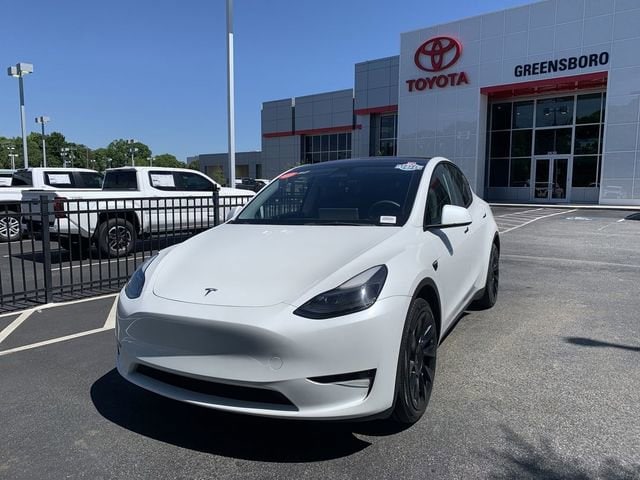 2023 Tesla Model Y Long Range Dual Motor All-Wheel Drive's photo