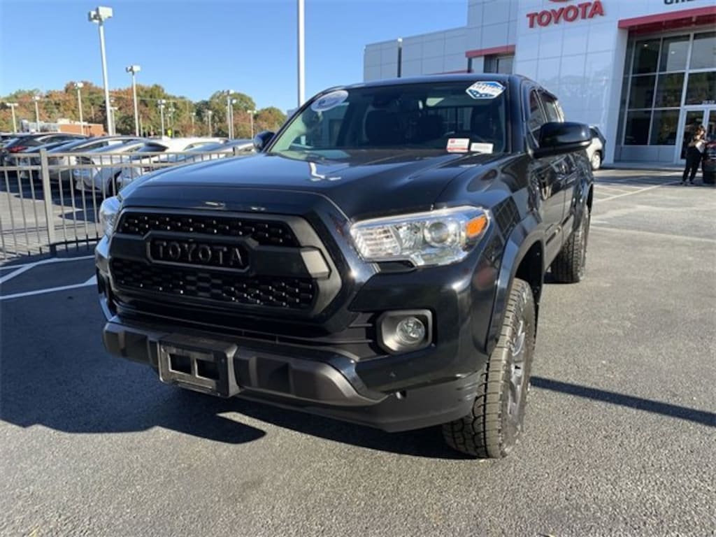 Used 2022 Toyota Tacoma SR5 V6 Truck