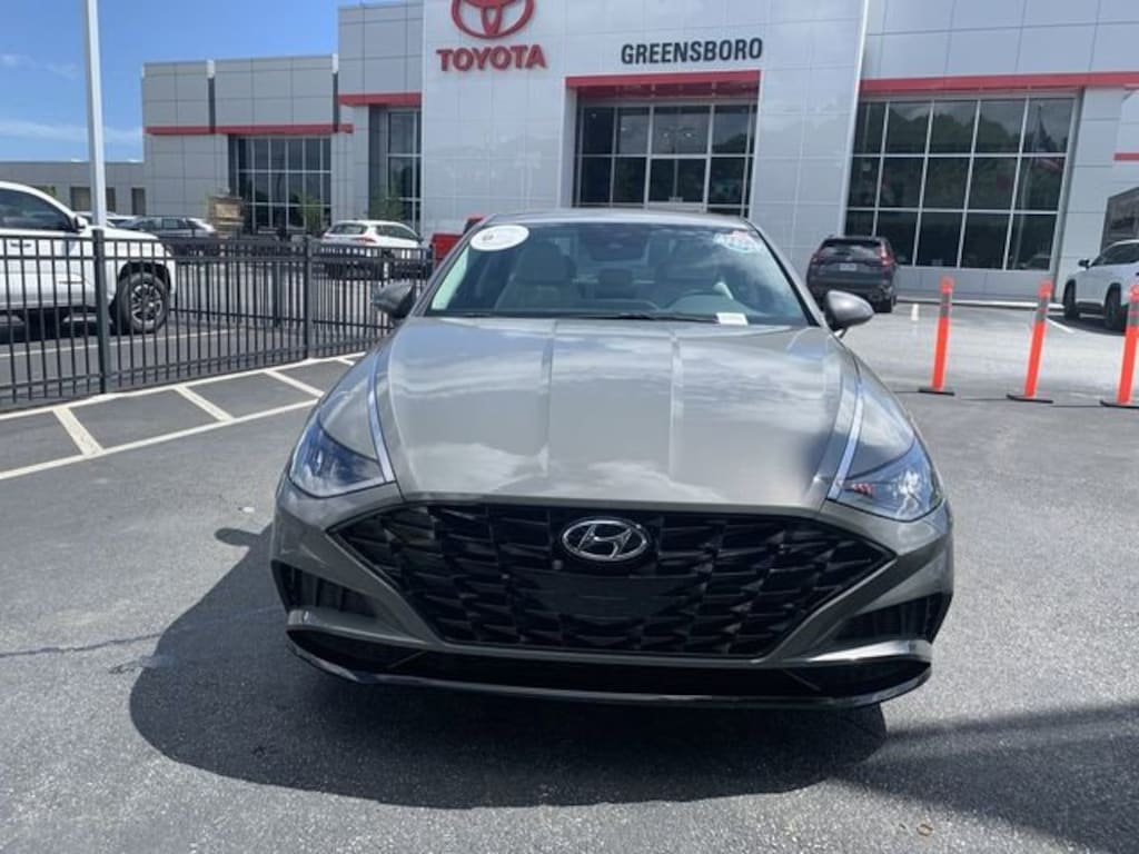 Used 2022 Hyundai Sonata SEL Sedan