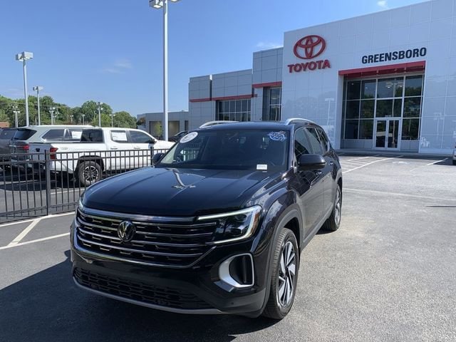 2025 Volkswagen Atlas 2.0T SEL 4MOTION's photo