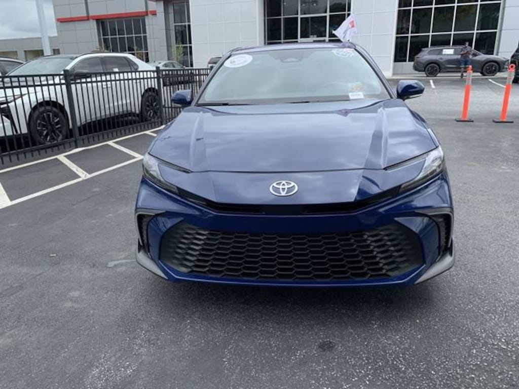 Certified 2025 Toyota Camry SE Sedan